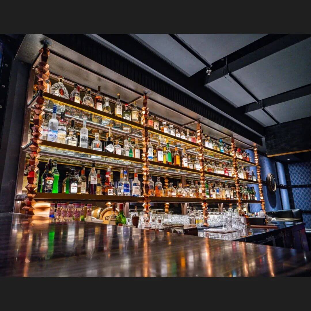 12 Bar & Club SCBD Terbaik Buat ngeChill Malam Ini