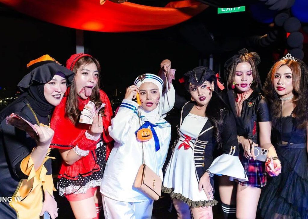 Cloud Lounge Jakarta ladies club