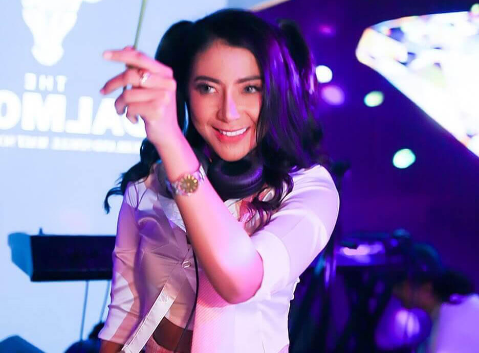 dj on club the great gatsby