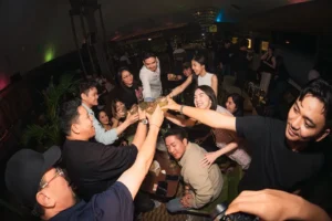stalk crowd