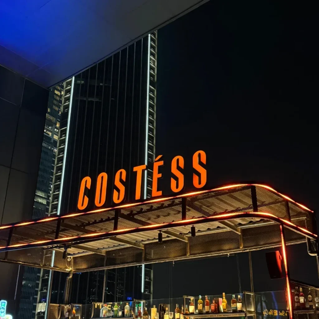 costess cafe bar jakarta